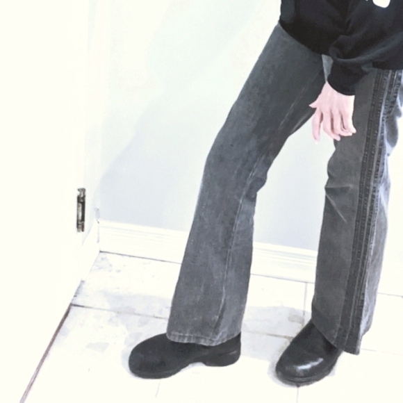 Zara TRF Slate Grey Low Rise Flared Jeans. Raised Stripes. Authentic Y2K, 0 - Picture 2 of 15